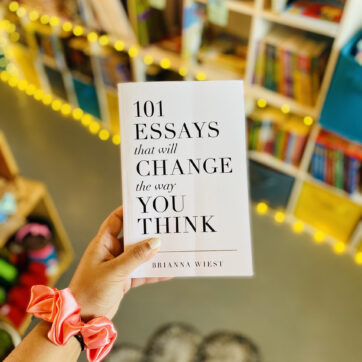 101 Essays That Will Change The Way You Think