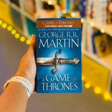 A Game of Thrones (Song of Ice and Fire) Book 1 of 5: A Song of Ice and Fire