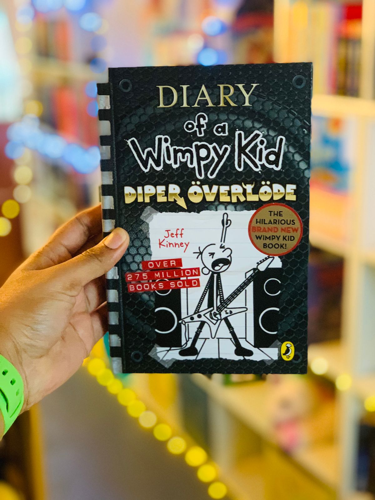 Diper Överlöde (Diary of a Wimpy Kid Book 17) by Jeff Kinney