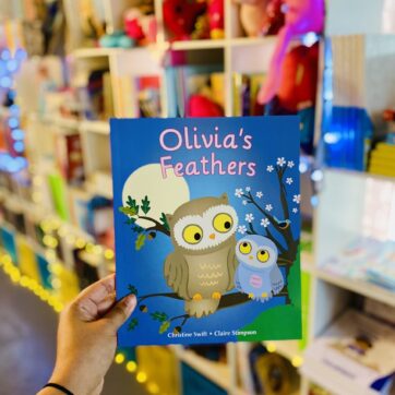 Olivia's Feathers: Storybook