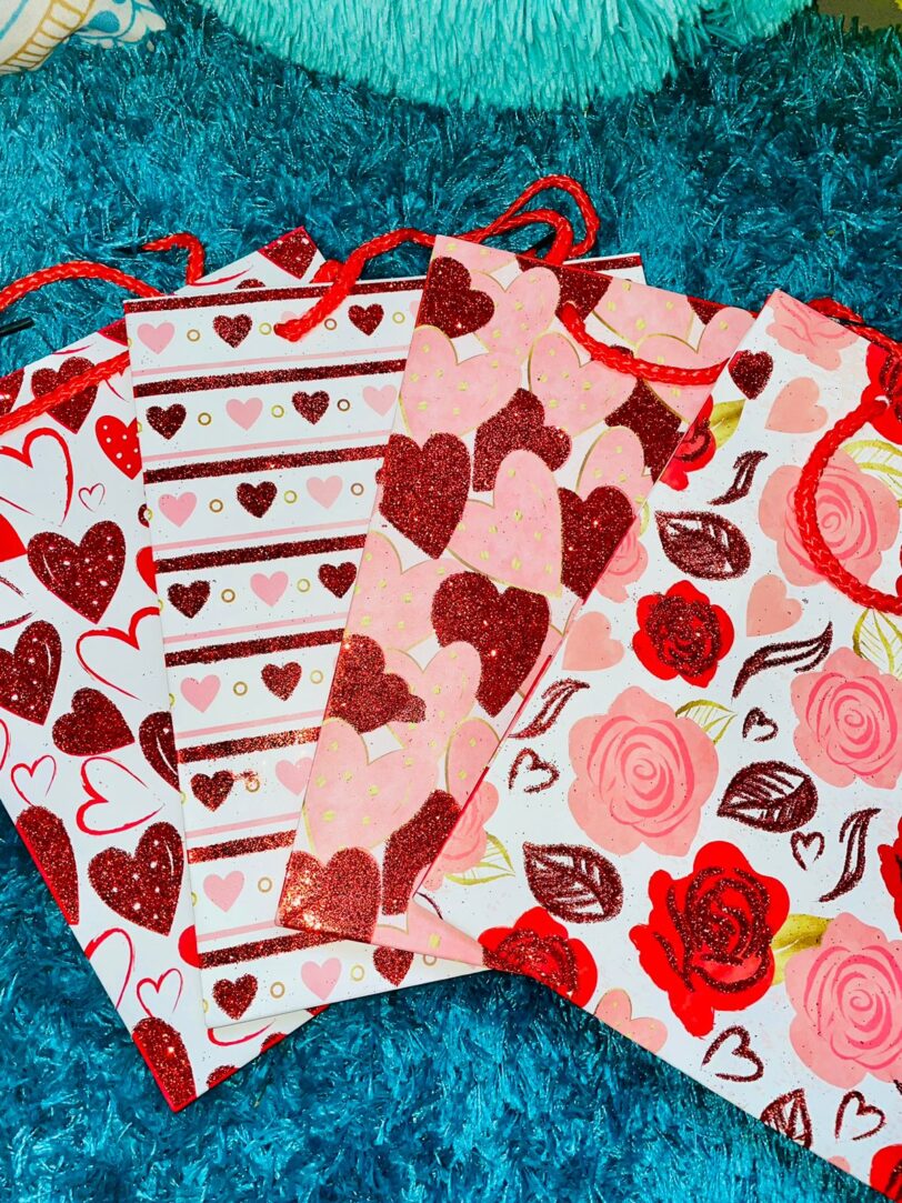 Valentine's Day Small Gift Bags 18cm x 23cm x 8.5cm