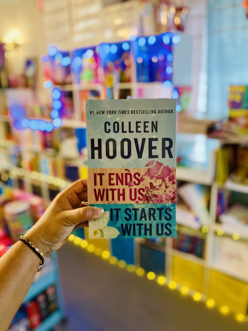 Colleen Hoover It Ends with Us Boxed Set: It Ends with Us, It Starts with Us