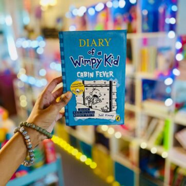 Cabin Fever (Diary of a Wimpy Kid Book 6)