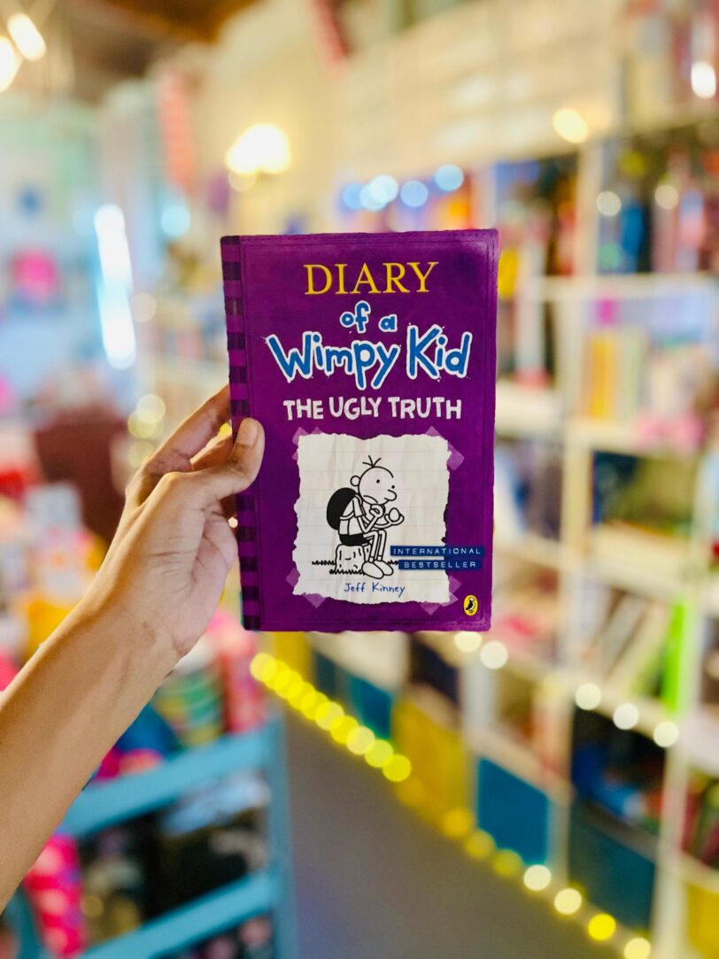 The Ugly Truth (Diary of a Wimpy Kid Book 5)