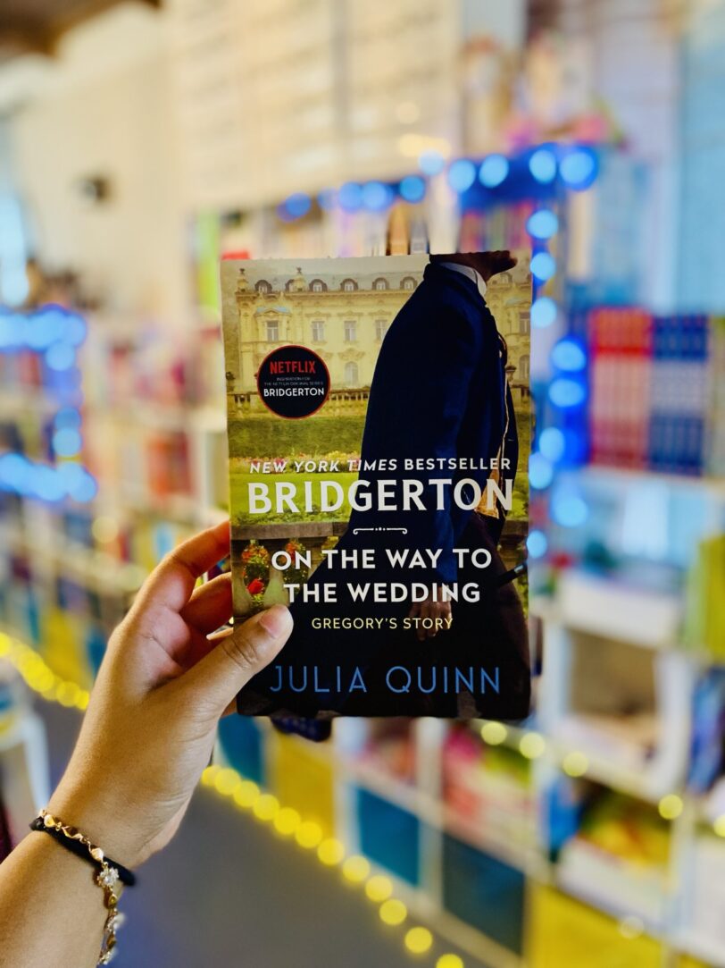 On the Way to the Wedding: Book 8 of the Bridgerton Series