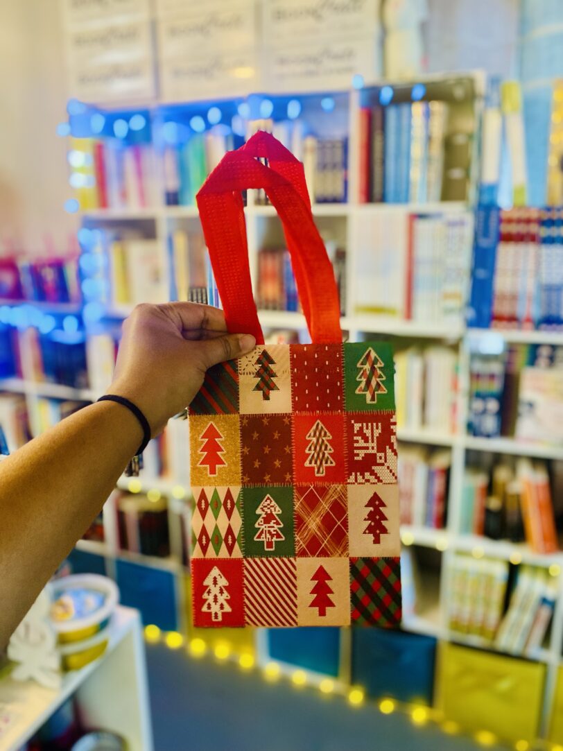 Small Christmas Gift Bags | Reusable Tote Bags | 9 x 6.7 x 4.7"