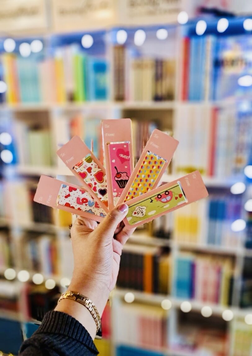 Valentine's Day Magnetic Bookmark